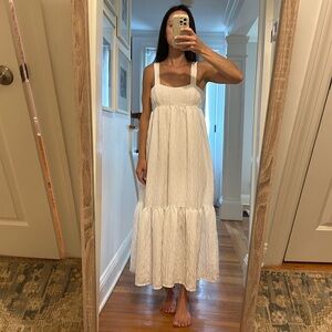 White voluminous Zara dress